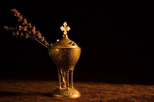 What Are the Best Materials for Cremation Urns? A Guide to Durability, Meaning & Style