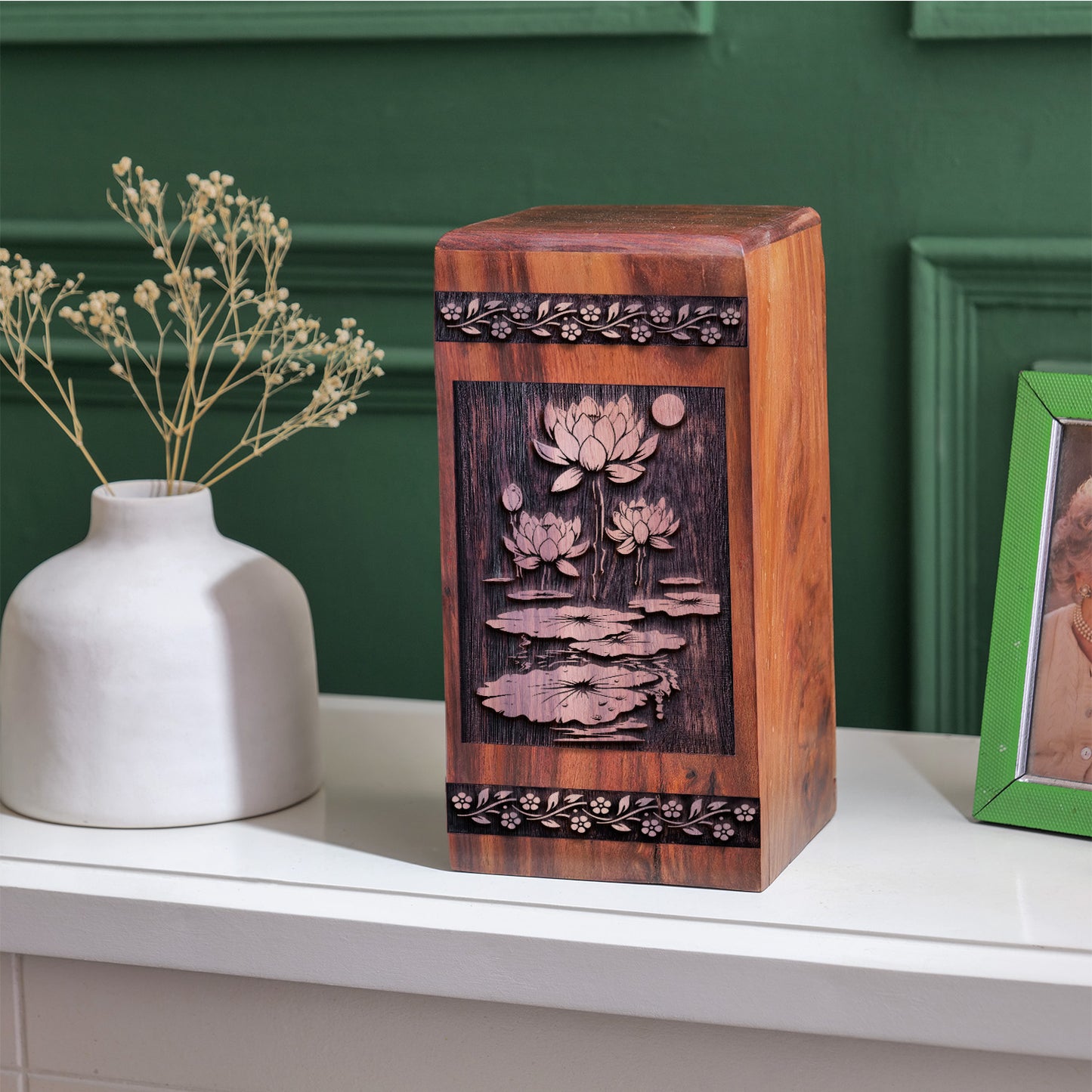lotus flower Urn Size 14 Inch 14”(H) x 7.5”(W) x 7.5”(L)