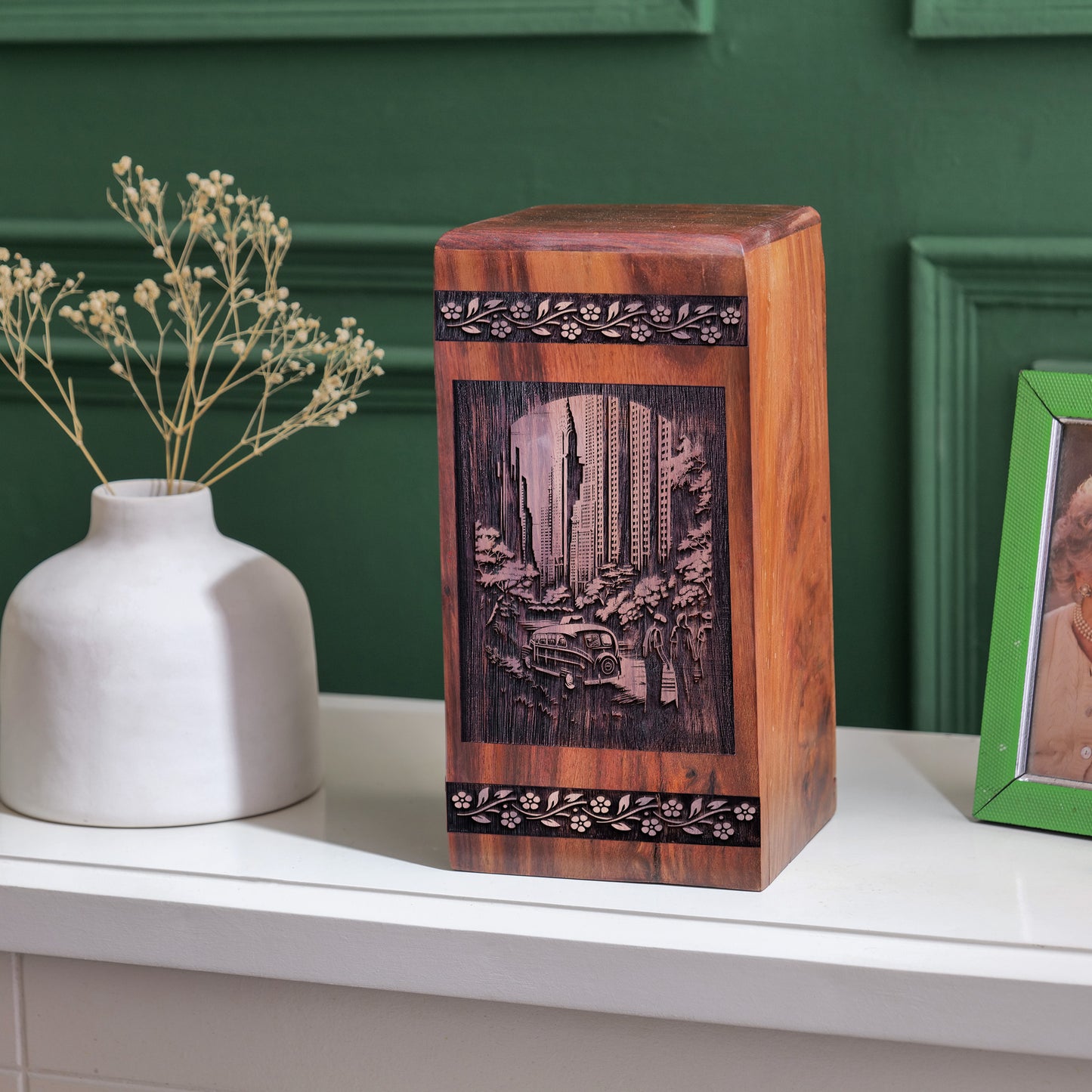 central park Urn Size 14 Inch 14”(H) x 7.5”(W) x 7.5”(L)