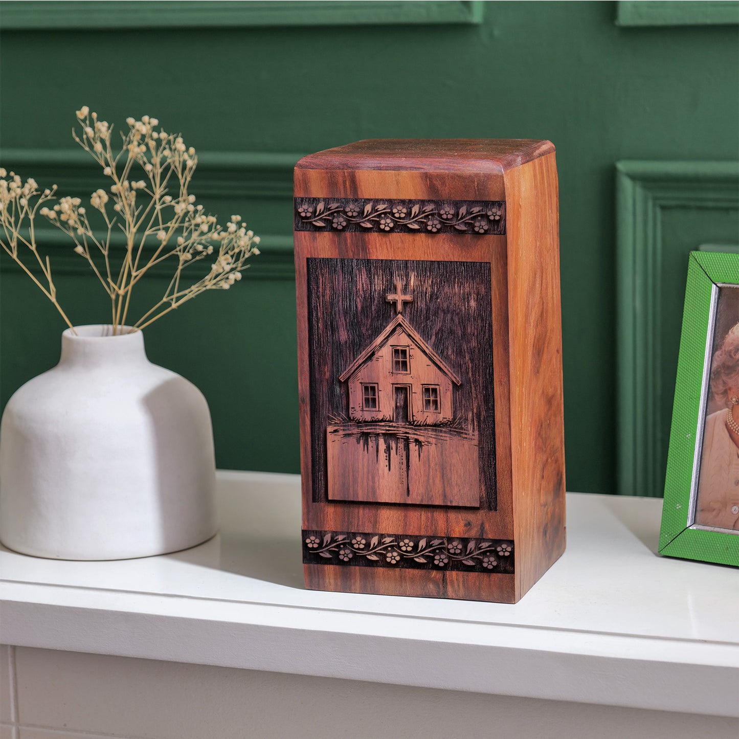 house Urn Size 14 Inch 14”(H) x 7.5”(W) x 7.5”(L)