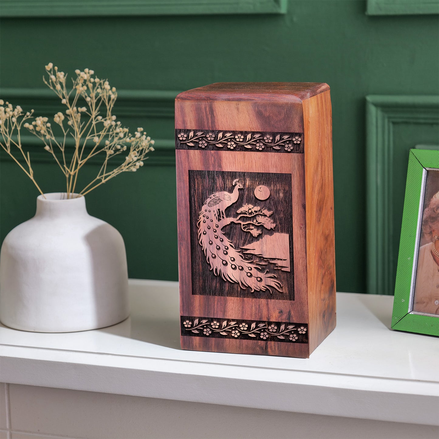 Peacock Urn Size 14 Inch 14”(H) x 7.5”(W) x 7.5”(L)