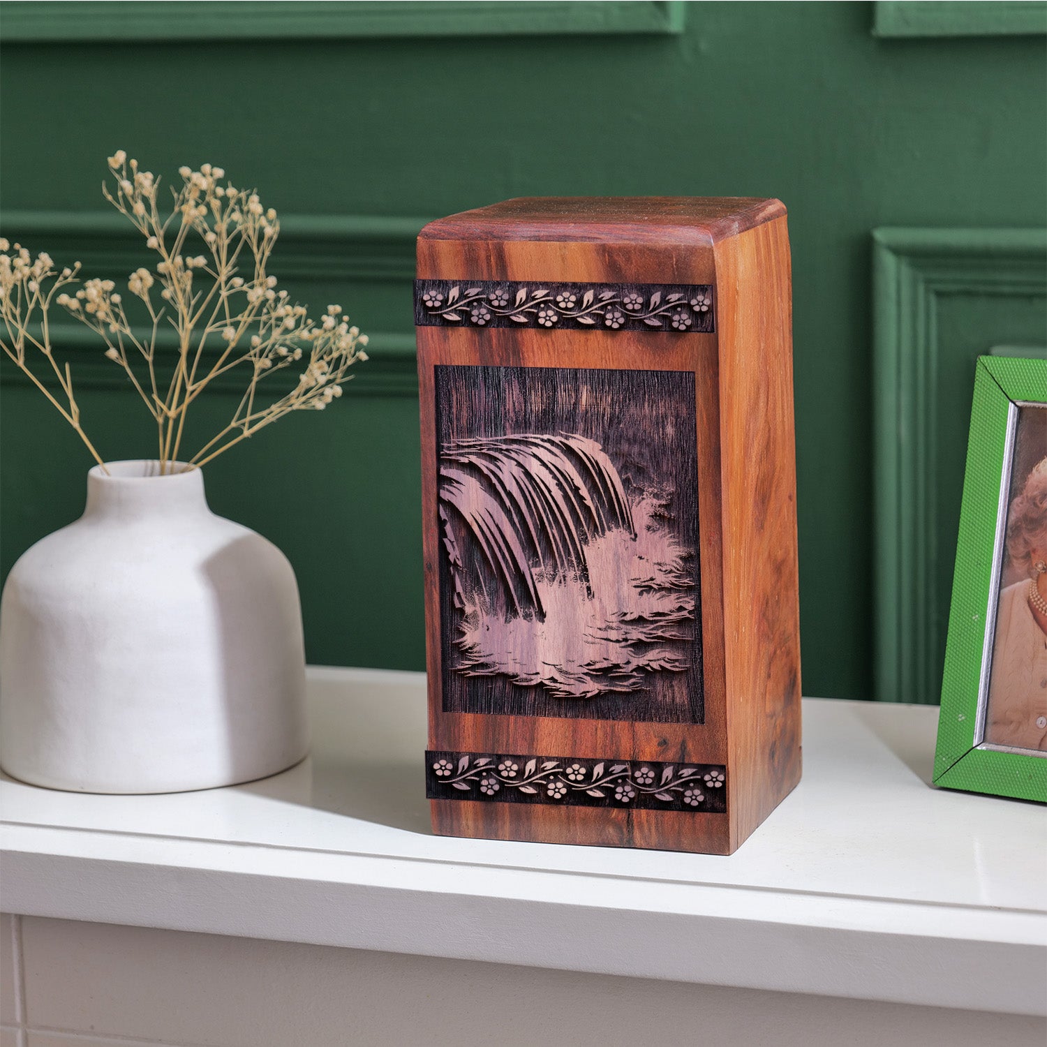 Waterfall Urn Size 14 Inch 14”(H) x 7.5”(W) x 7.5”(L)