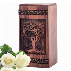 couple Urn Size 5(H)x3(W)x3(L)Inches