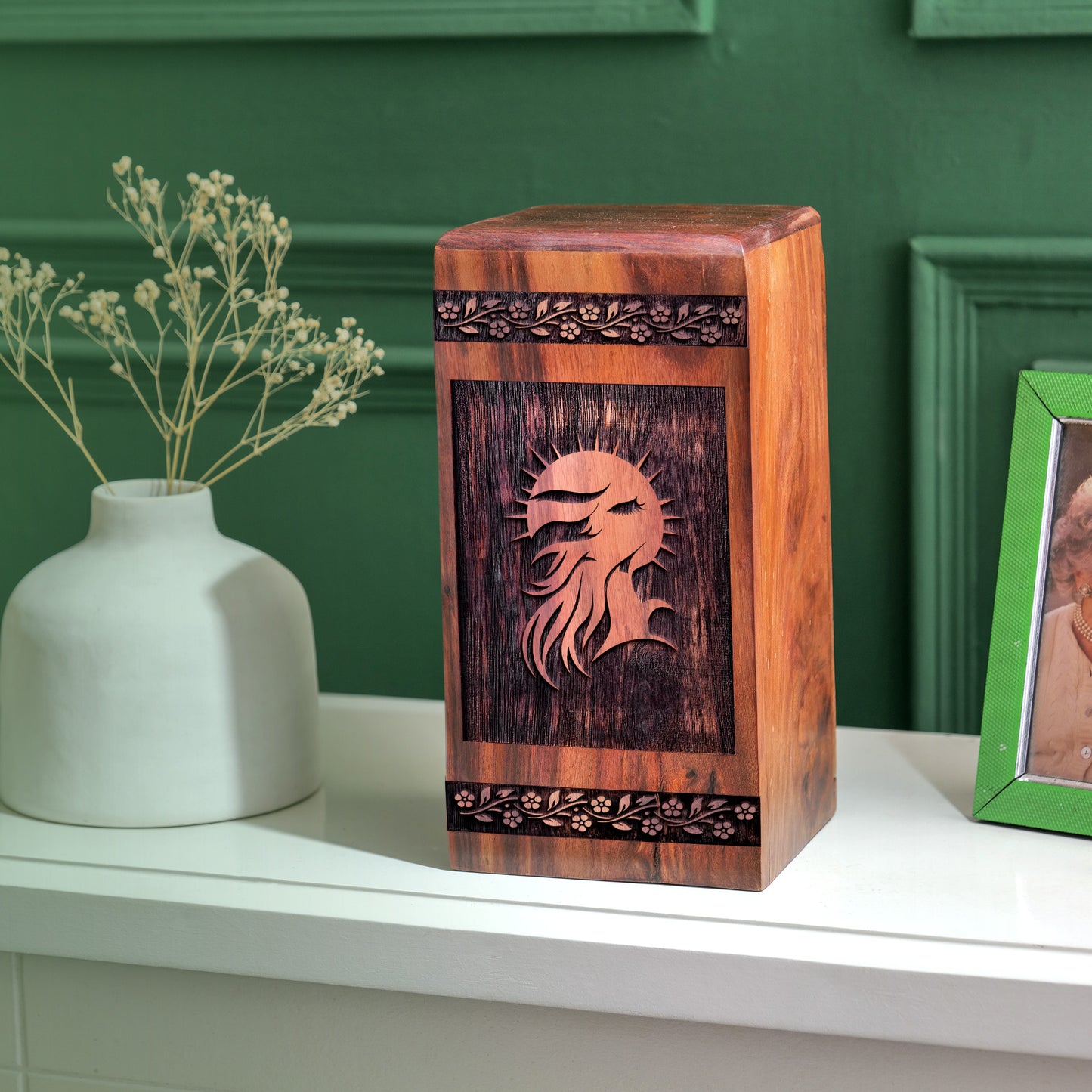 female s face Urn Size 14 Inch 14”(H) x 7.5”(W) x 7.5”(L)