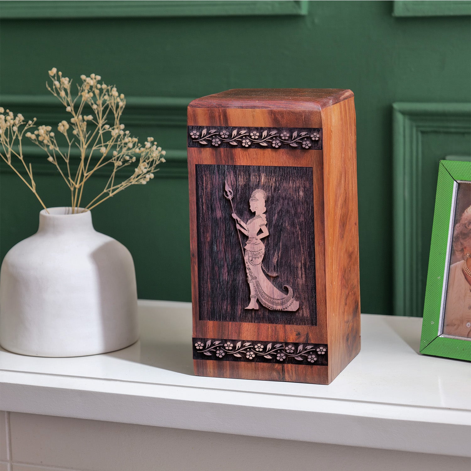 egyptian Urn Size 14 Inch 14”(H) x 7.5”(W) x 7.5”(L)